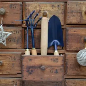 Assortiment d'outils de jardinage